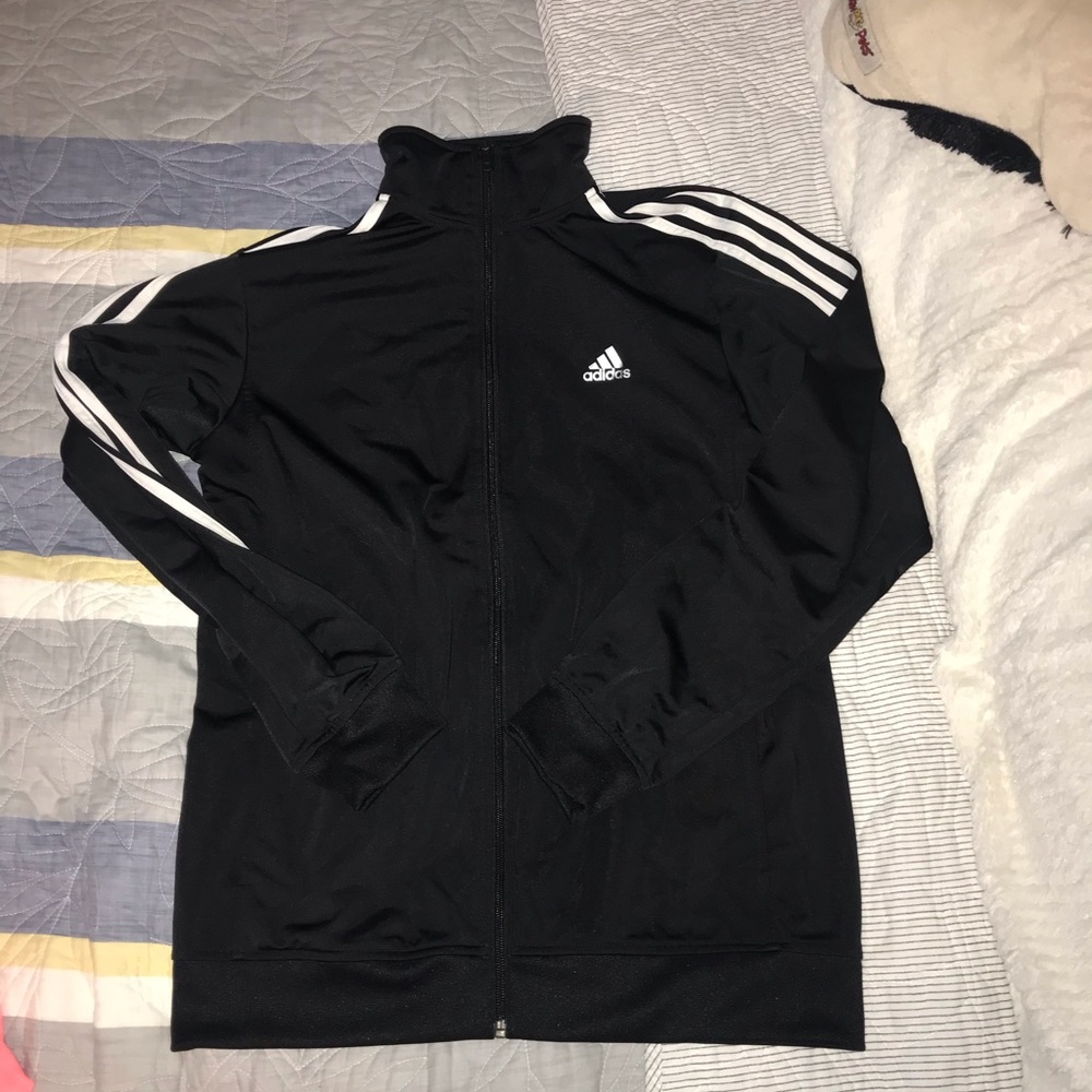 Men’s athletic sweater